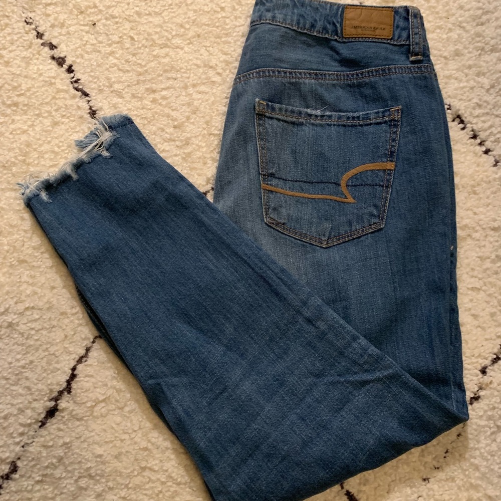 High Rise Tomgirl Jeans (American Eagle)